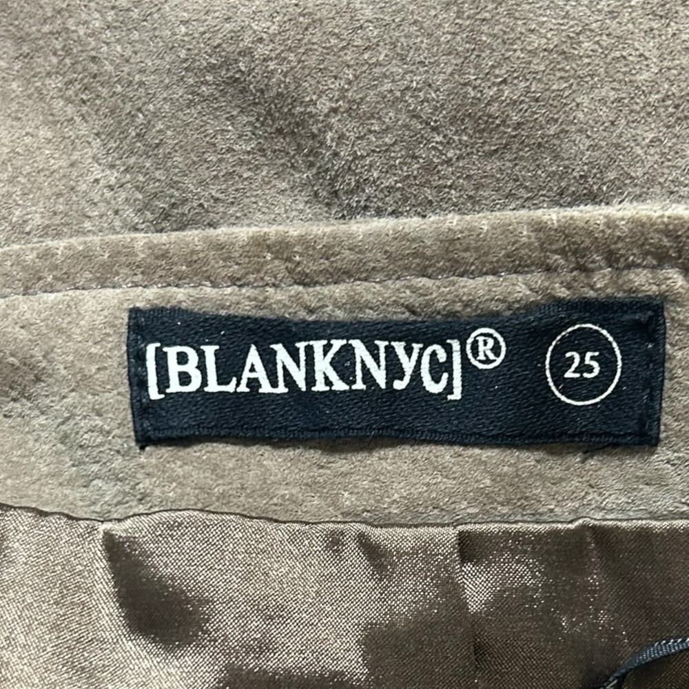 Blank NYC Sz 25 Midnight Tocker Suede Leather Mini Skirt Tan Side Zip Pocket - Picture 10 of 12